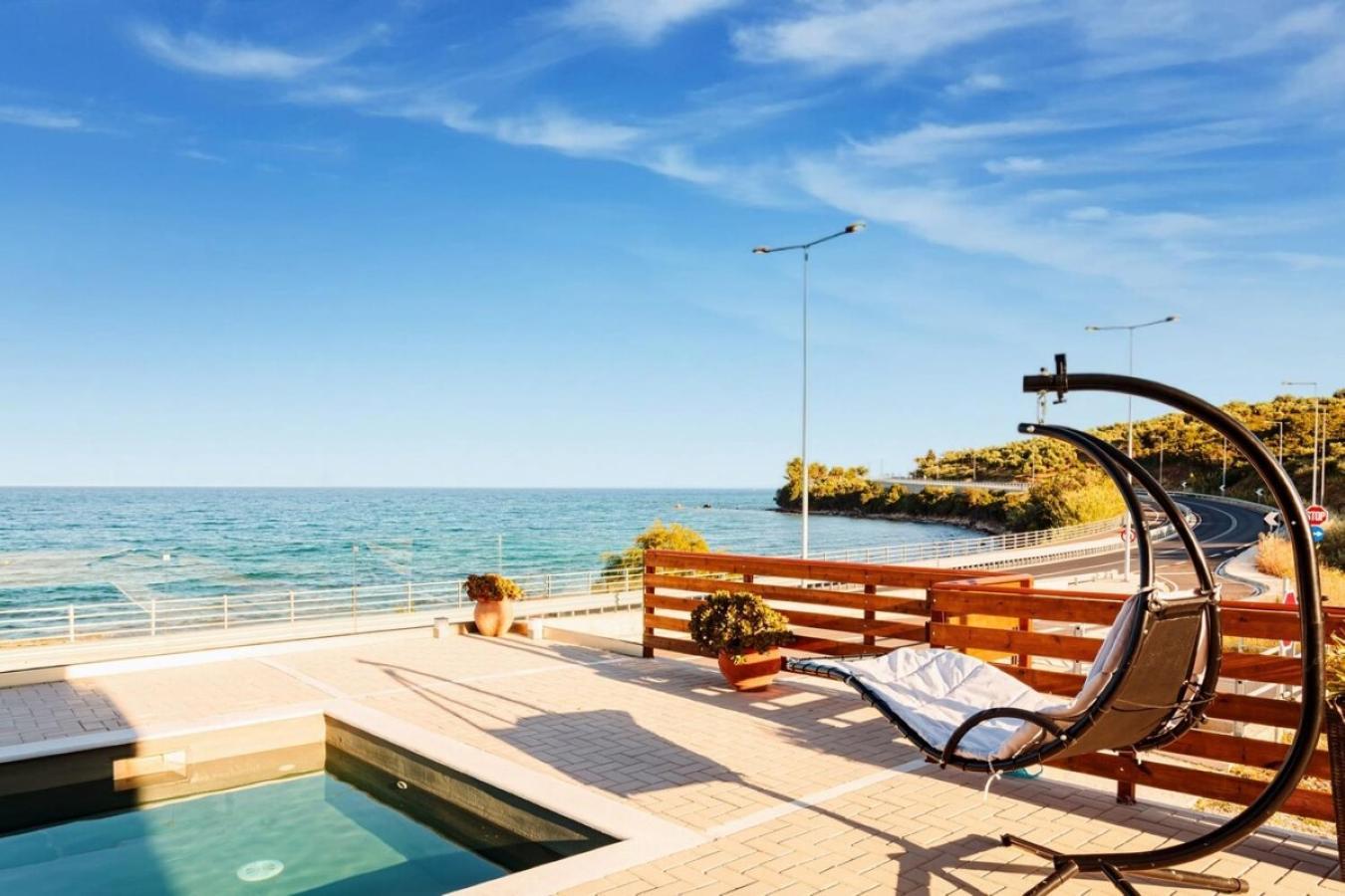 Seaside Summer Bliss - Aurora Luxury Pool Paradise Petalídhion Exteriér fotografie